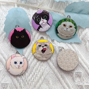 10 pezzi di ciondoli smaltati  - Party Supplies recensione e prezzo