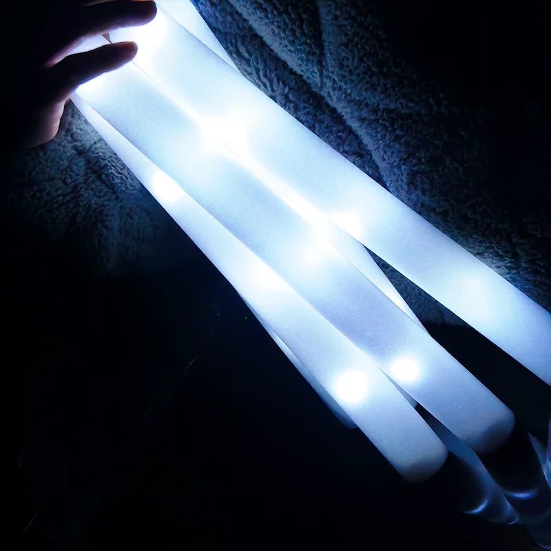 30 pezzi bastoncini di schiuma - Flashing Led Foam Sticks Party recensione e prezzo