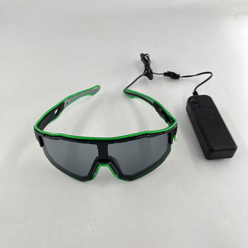 Occhiali LED antivento luminos - Glow In The Dark Party Glasses recensione e prezzo