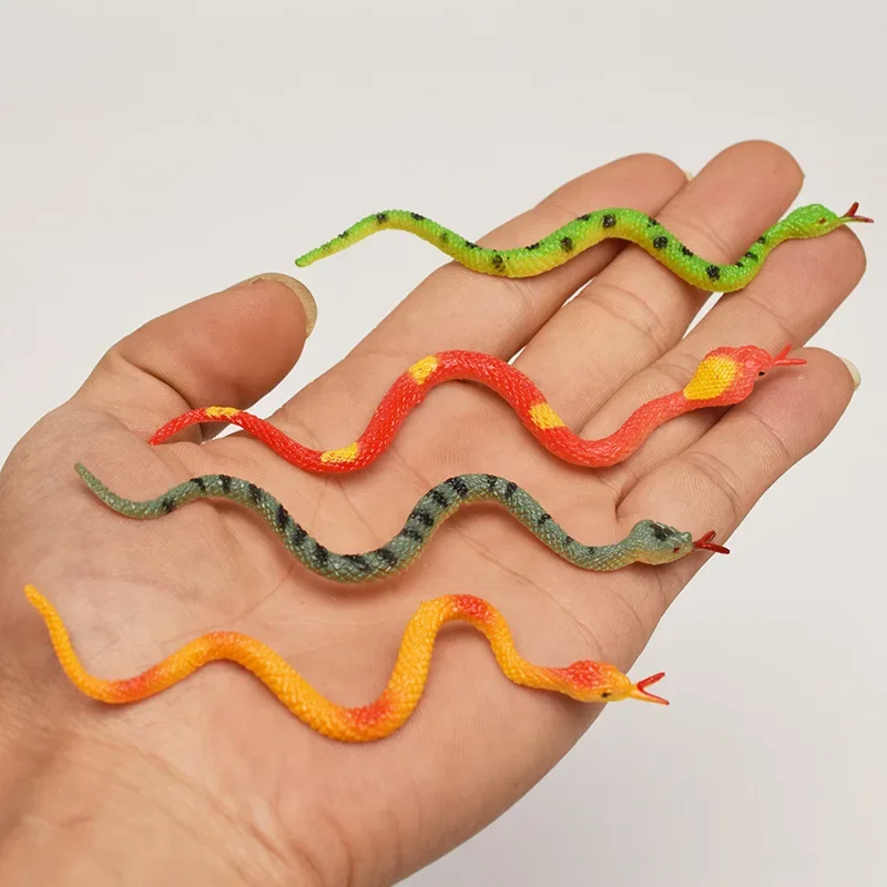 12 pz Alta Simulazione Giocatt - Prank Toys recensione e prezzo